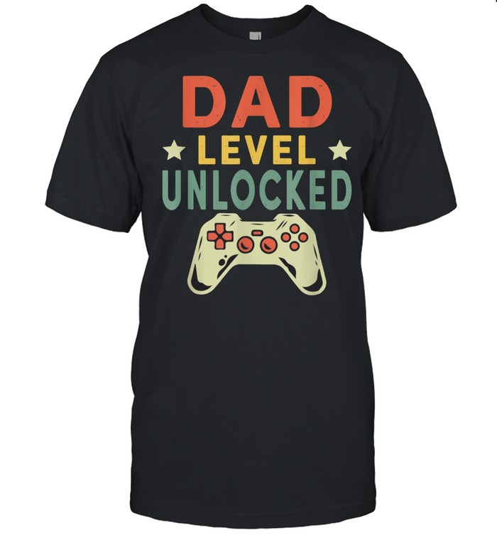 Dad Level Unlocked Est. 2021 New Dad Pregnancy Announcement shirt Classic Men's T-shirt