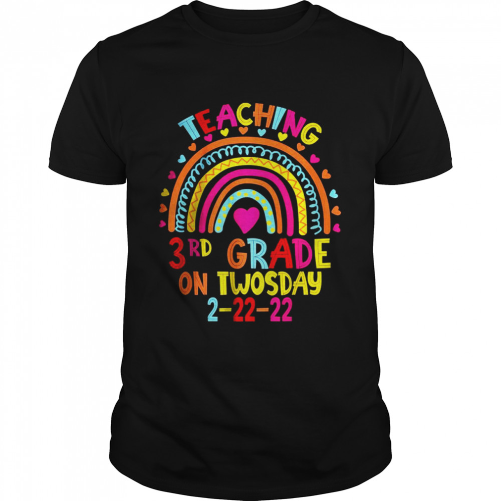 Teaching 3rd Grade On Twosday 2222022 February 22nd T- Classic Men's T-shirt