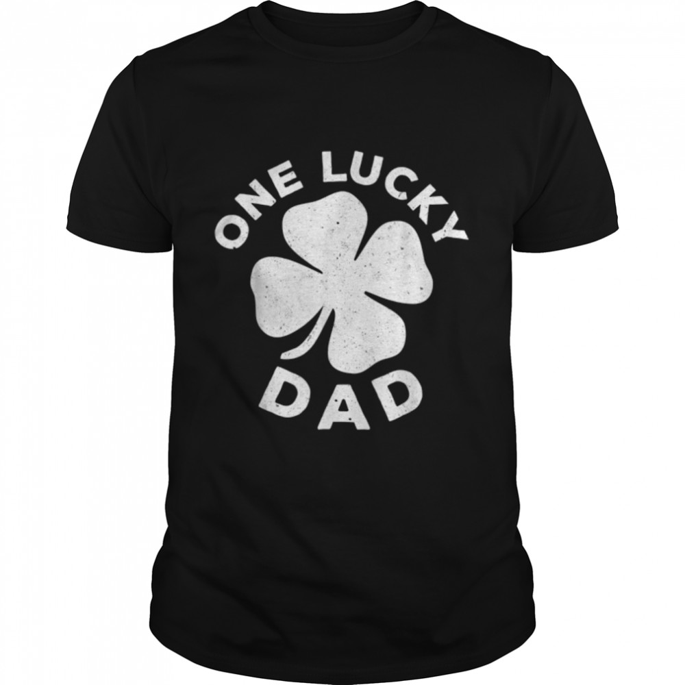 One Lucky Dad T- Vintage St Patrick Day  T- B09SD59XQ5 Classic Men's T-shirt