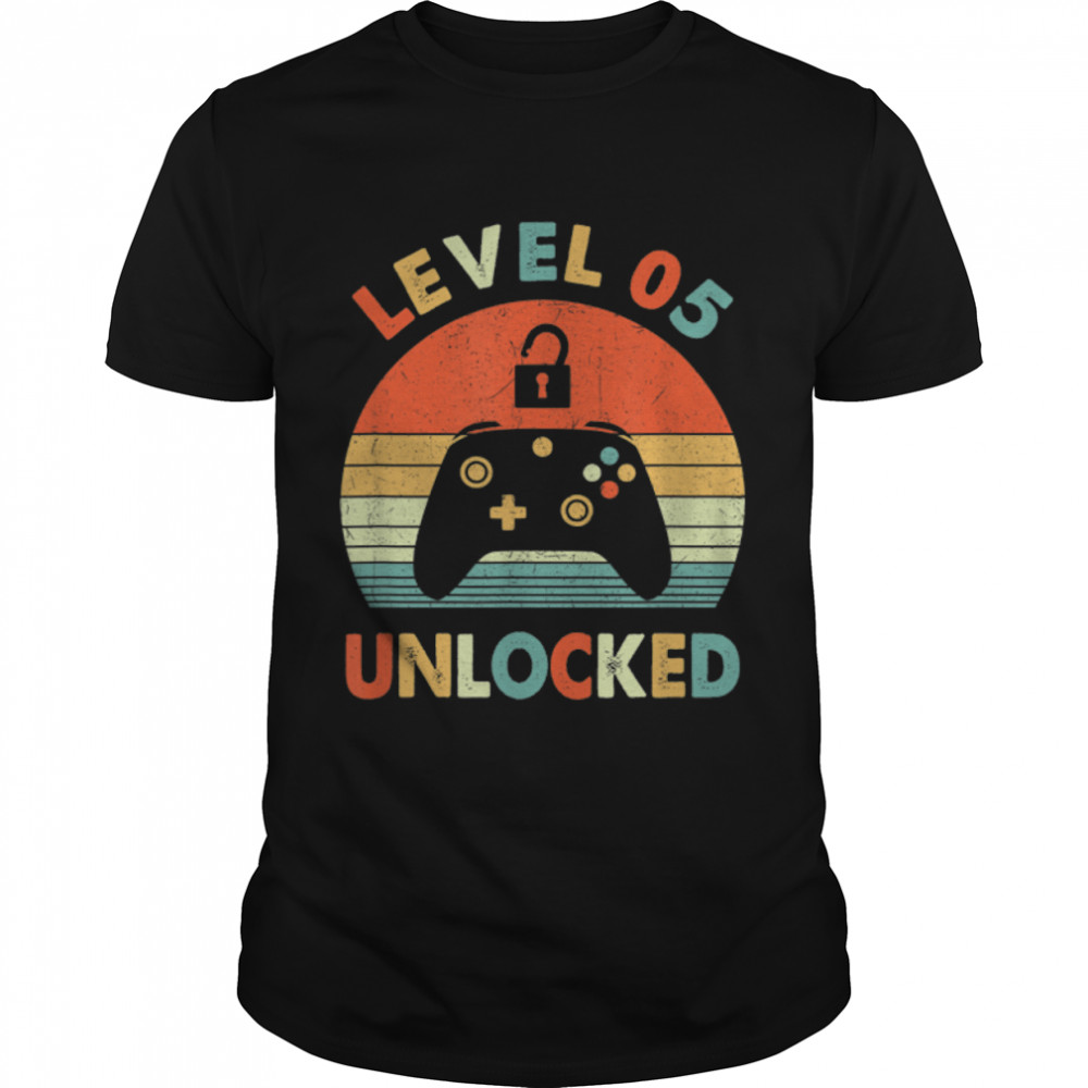 Level 5 Unlocked Vintage Video Gamer 5th Birthday Gift T-Shirt B09VXFL6Y1