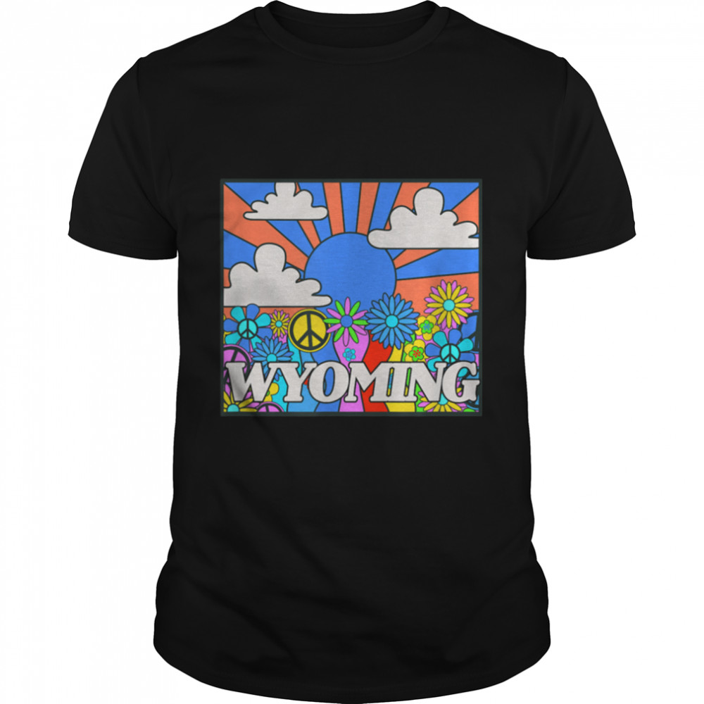 Wyoming Retro Vintage Mountain Outdoors State Graphic T-Shirt B09W8Vch5N
