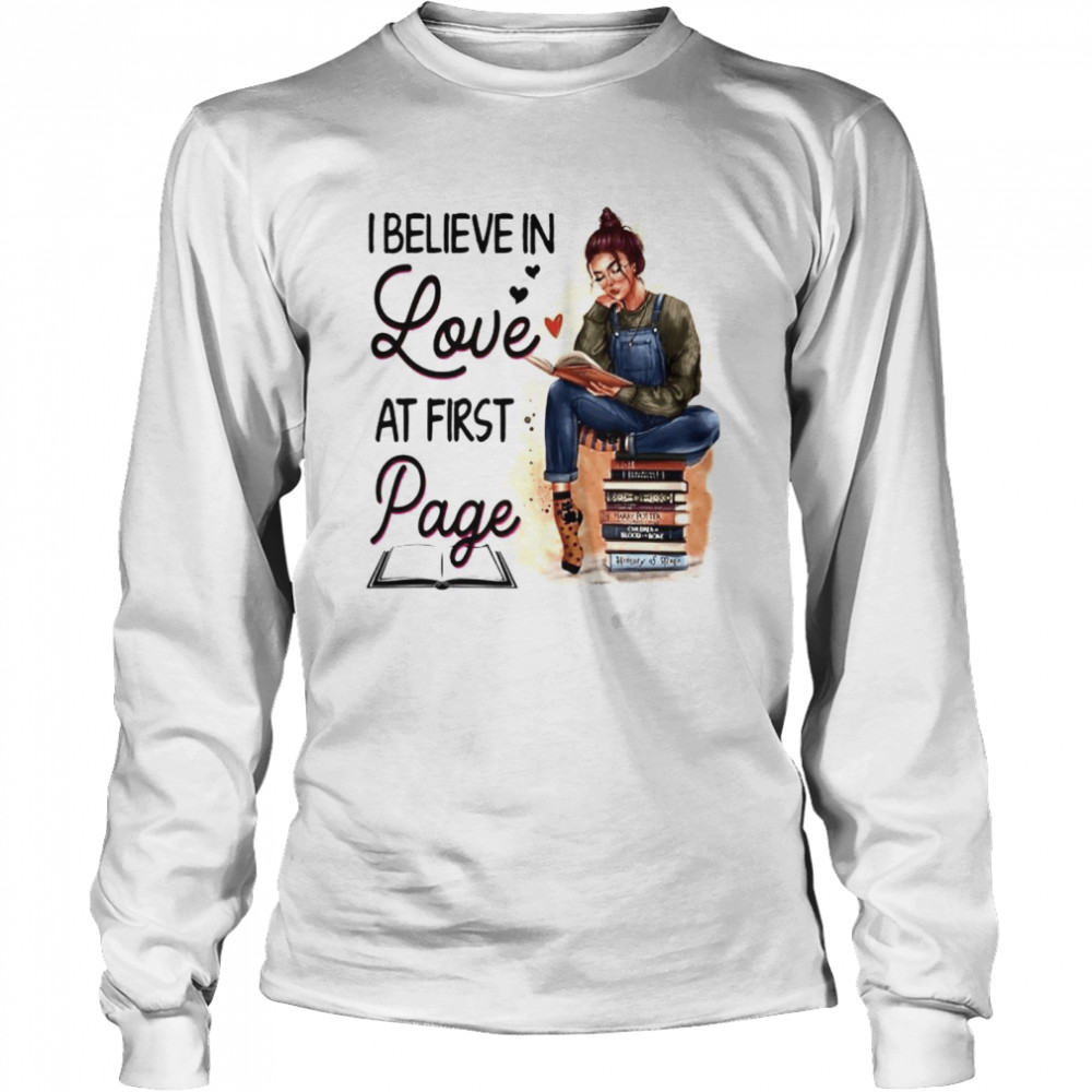 I believe in love at first page shirt Long Sleeved T-shirt