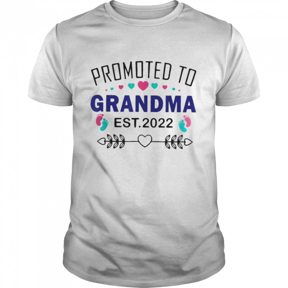 Promoted to grandma est 2022 vintage first grandma shirt