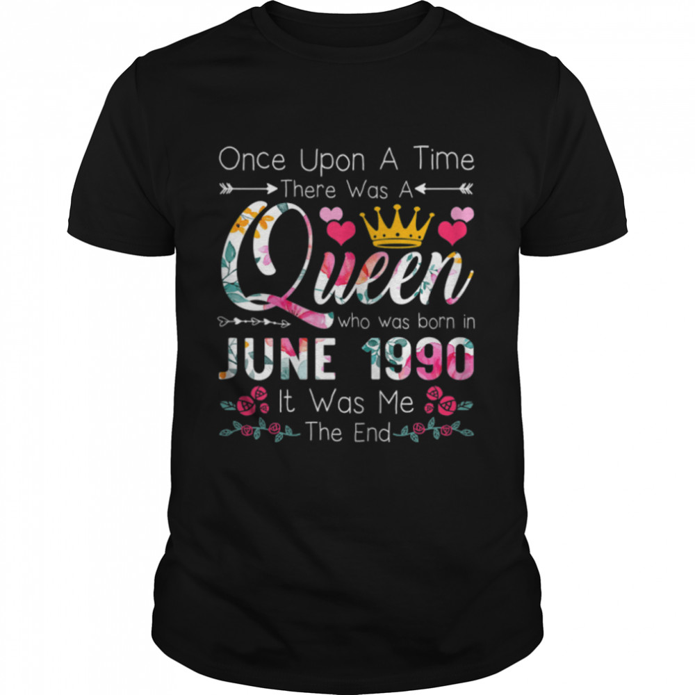 32 Years Old Girls 32nd Birthday Queen June 1990 T- B0B14Y2H79 Classic Men's T-shirt
