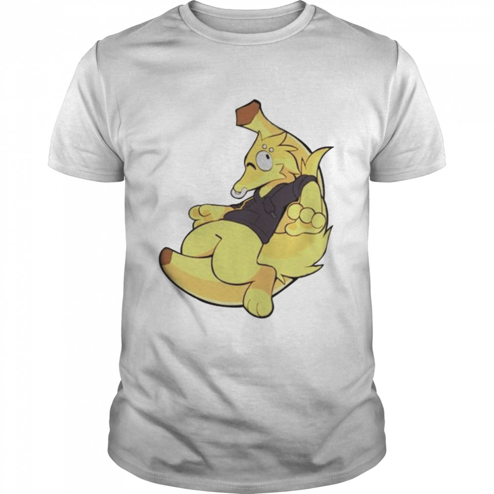 banana finds himself a brand new chair shirt Classic Men's T-shirt