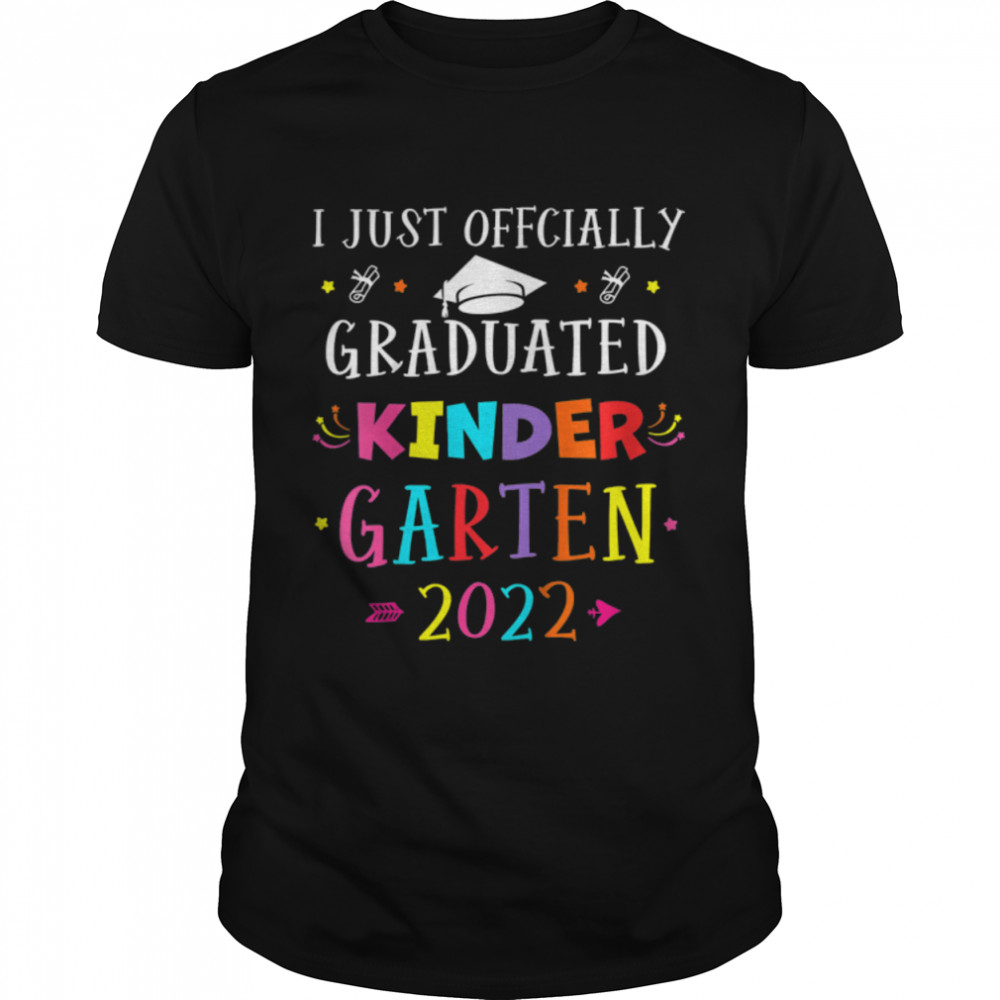 Kids I Officially Graduated Kindergarten Graduation Class of 2022 T-Shirt B0B1D65WZC