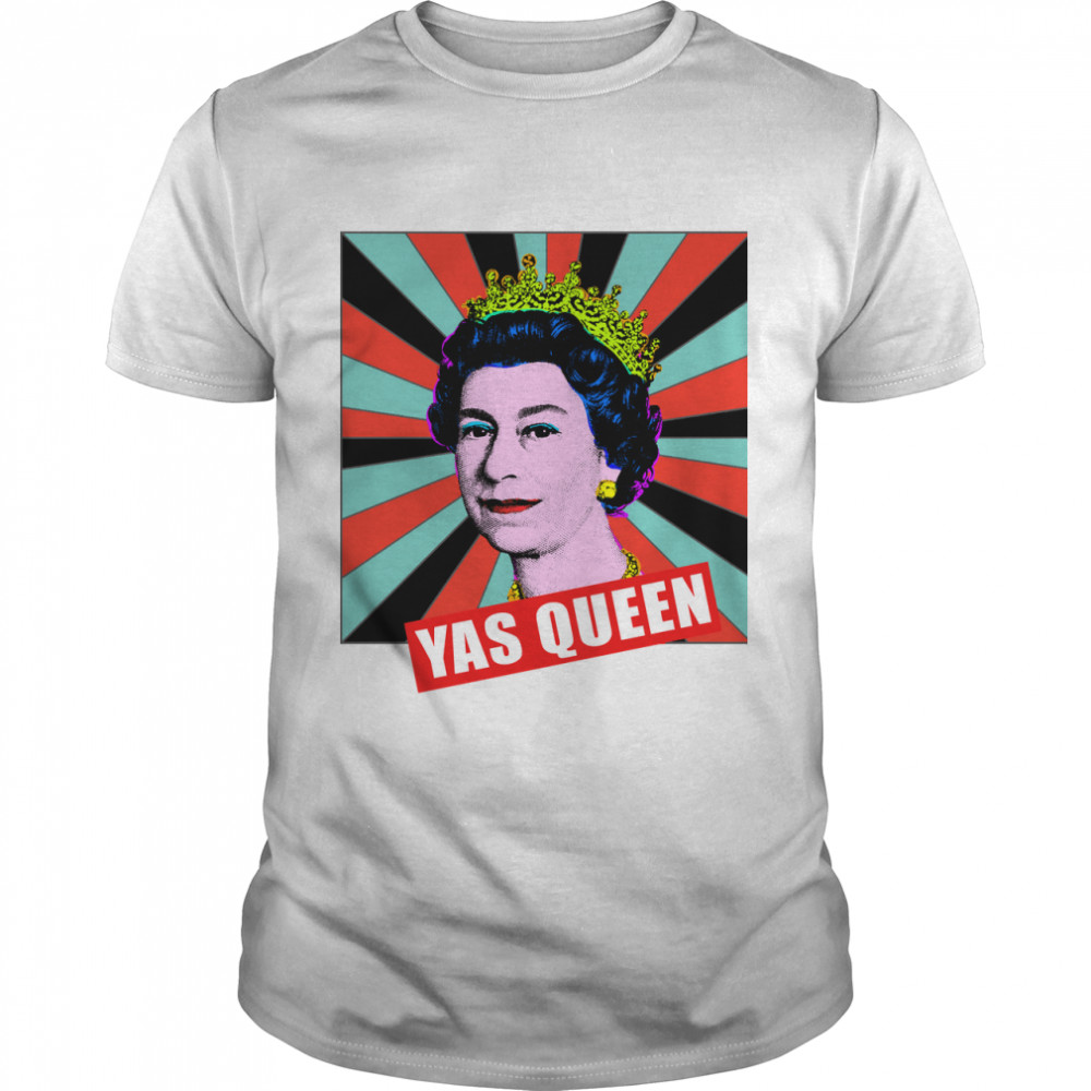 Retro Yas Queen Elizabeth II Her Royal Highness Queen of England Classic T- Classic Men's T-shirt