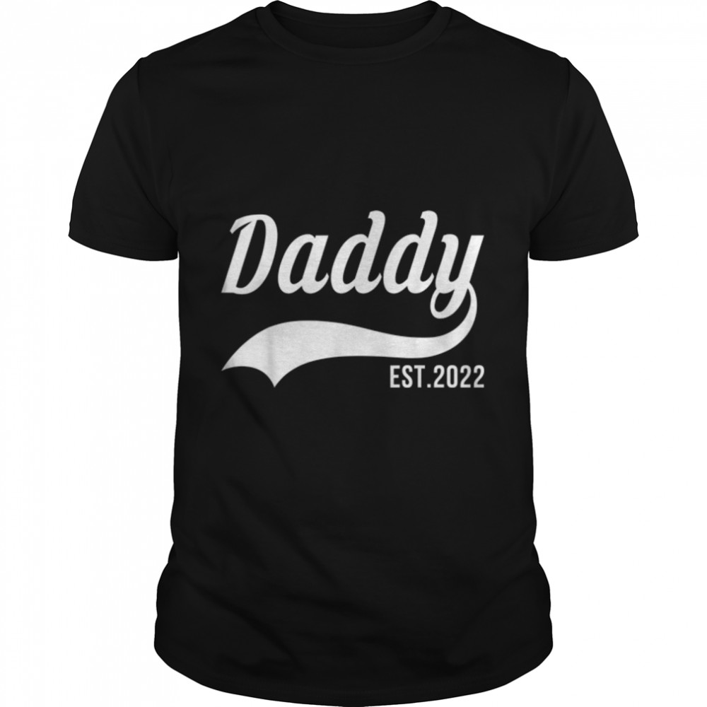 Mens Daddy Est. 2022 Promoted to Daddy 2022 Father's Day T-Shirt B0B363FR7G