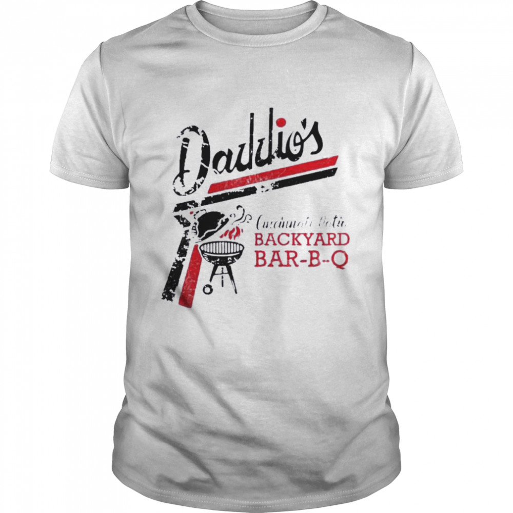 Daddio’s Backyard Bar-B-Q  Classic Men's T-shirt