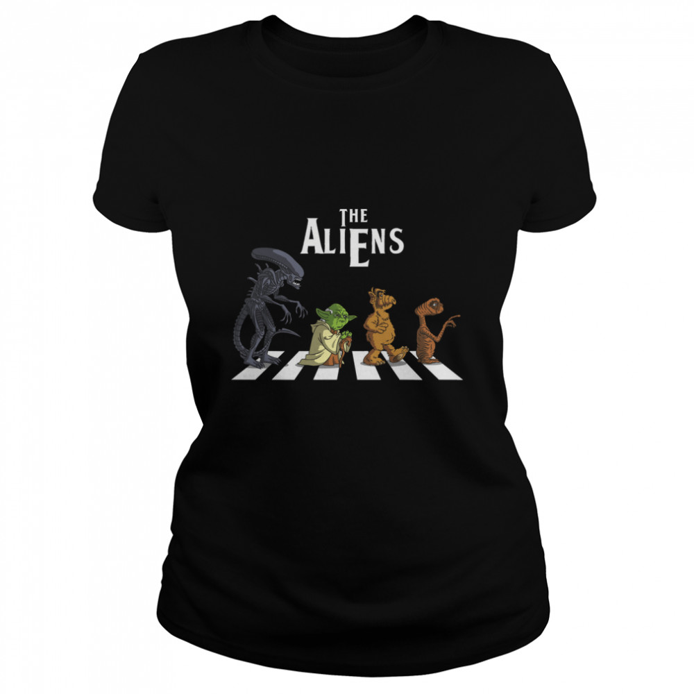 the alien abbey road parody essential t classic womens t shirt