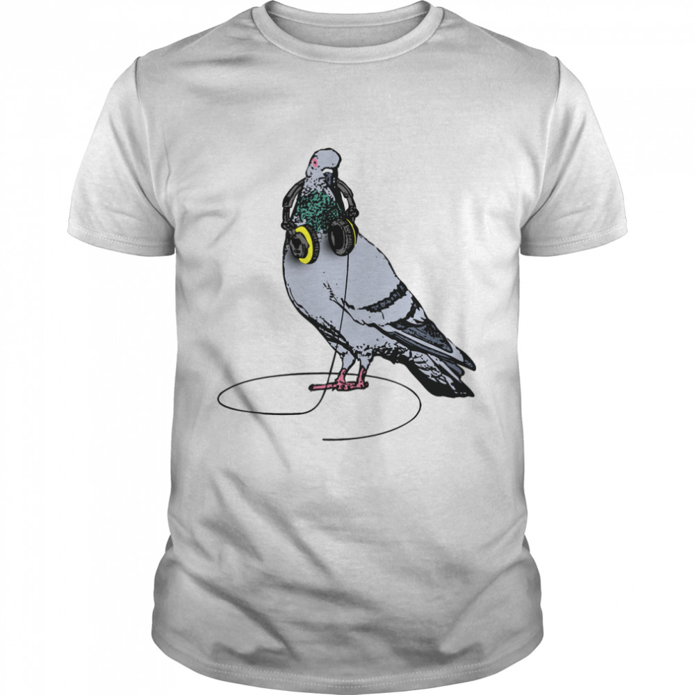 Techno Pigeon Essential T-Shirt