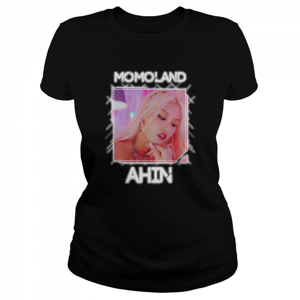 Momoland - Ahin Active T- Classic Women's T-shirt