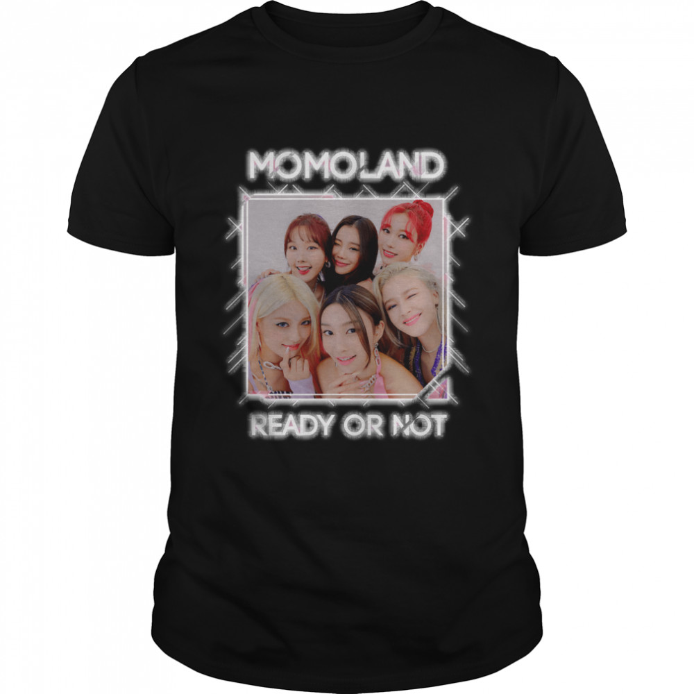 Momoland Classic T-s Classic Men's T-shirt