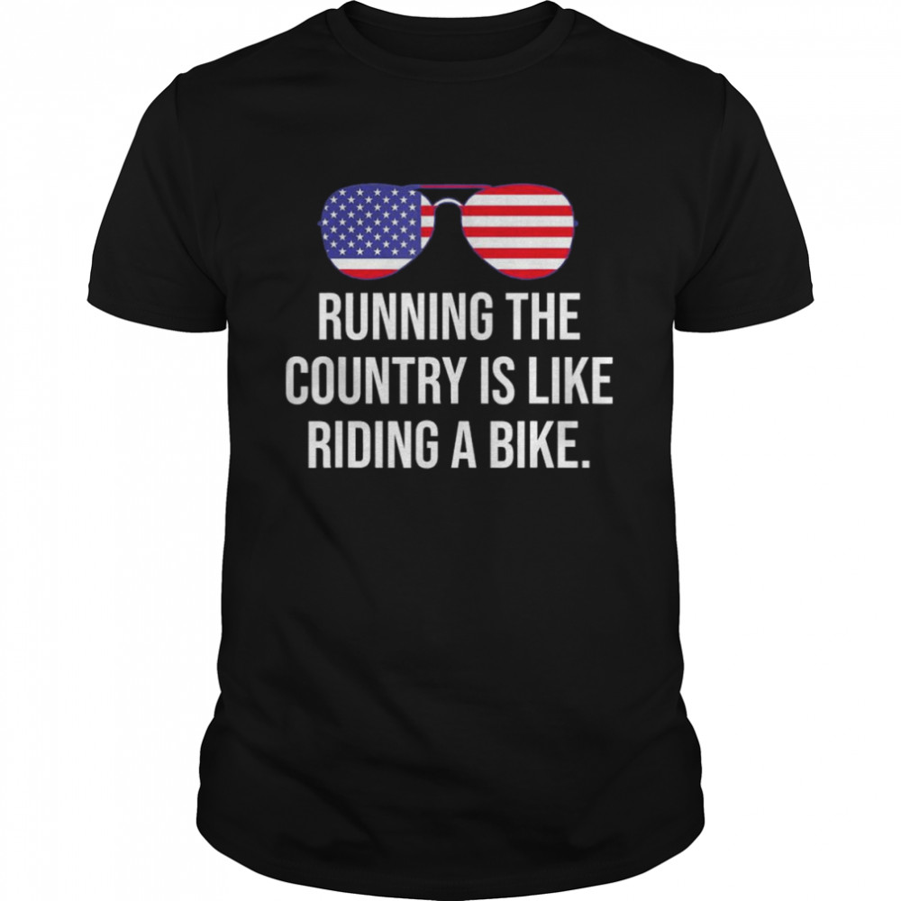 Running the country is like riding a Bike Joe Biden shirt Classic Men's T-shirt