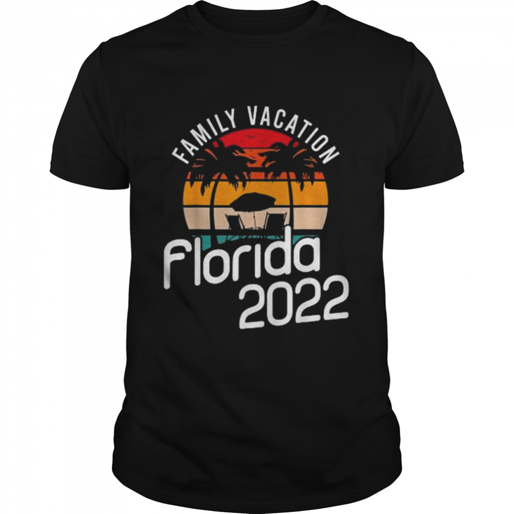 Family Vacation Florida 2022  Classic Men's T-shirt