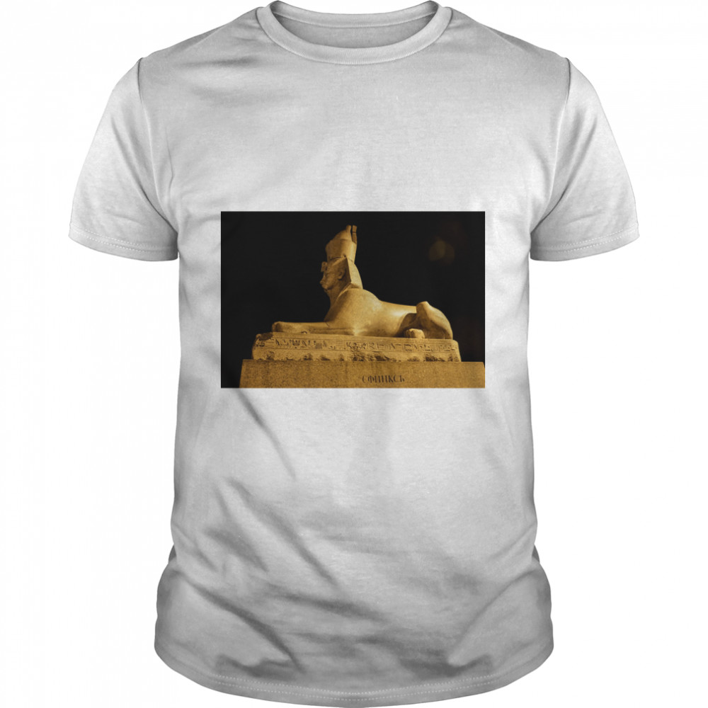 Egyptian Sphinx at night. St. Petersburg, Russia  Long T- Classic Men's T-shirt