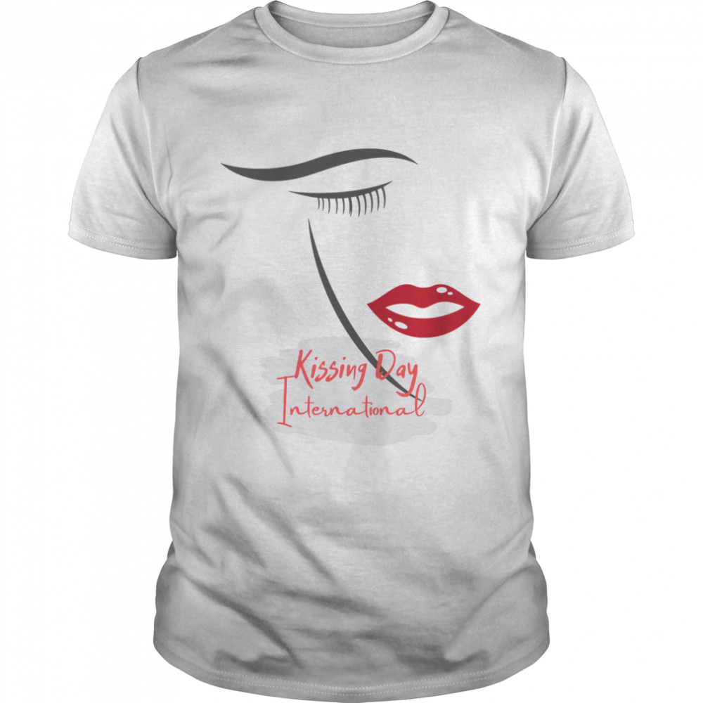 International Kissing Day Classic T-Shirt Classic T-Shirt