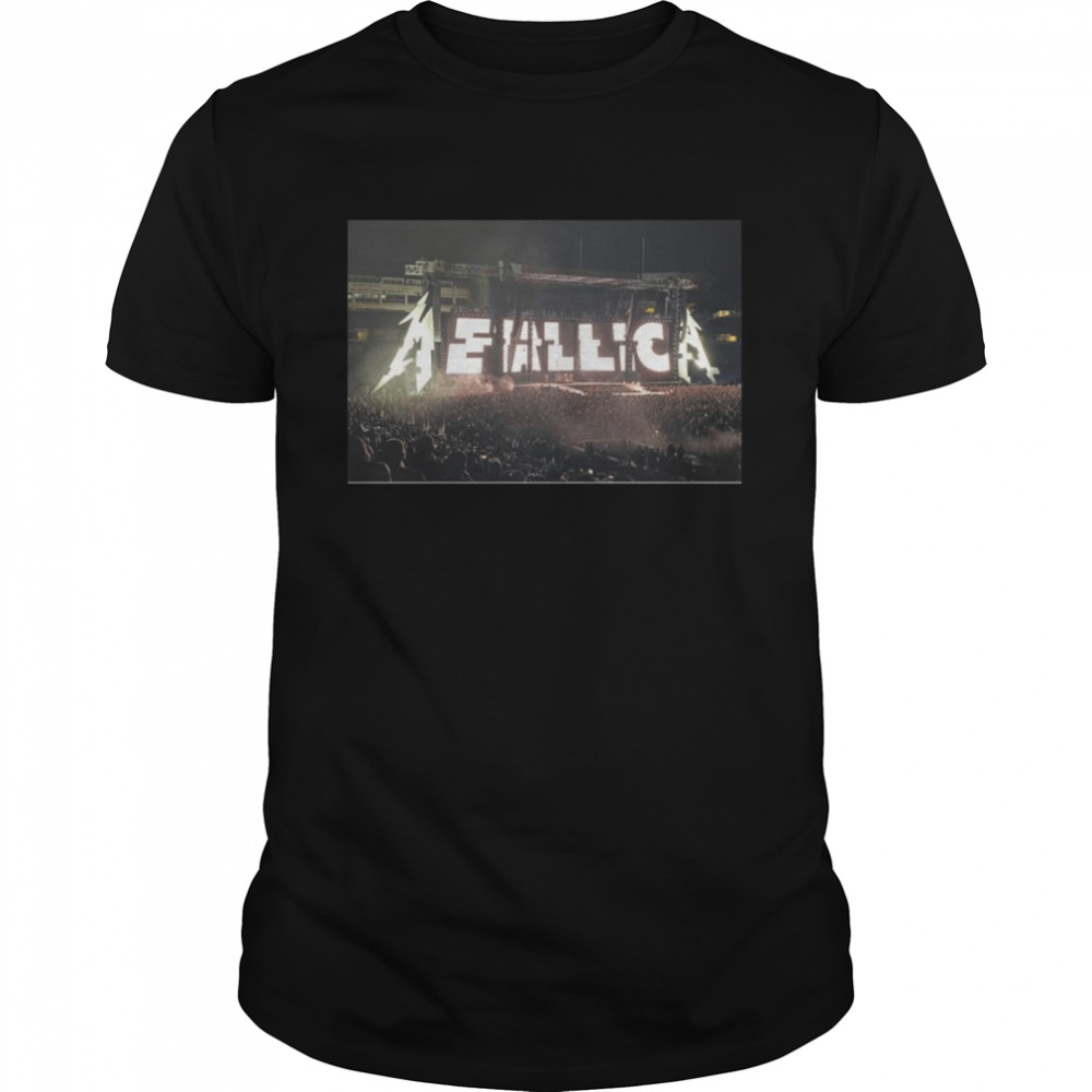 Metallica 2022 Tour Crowd Shot  Classic Men's T-shirt