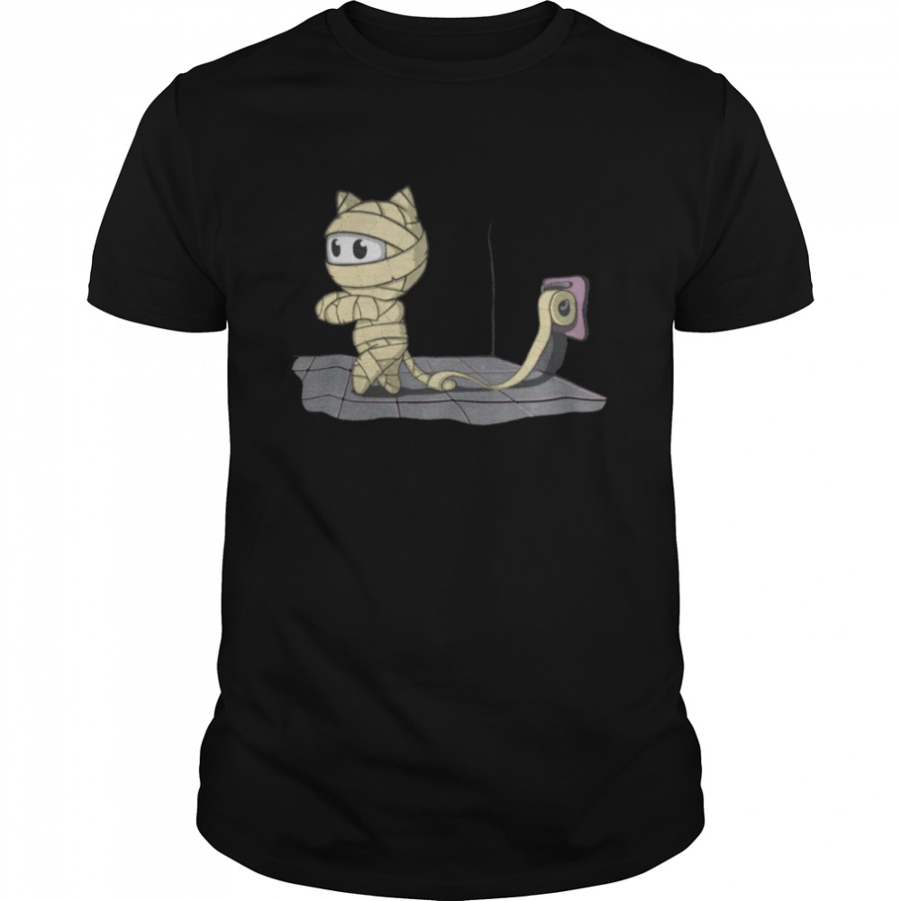 Mummy Cat Toilet Paper T- Classic Men's T-shirt