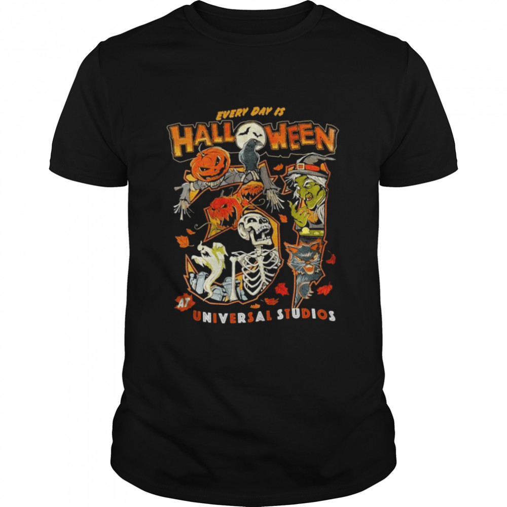 Halloween Horror Nights s Everyday Is Halloween At Universal Studios shirt Classic Men's T-shirt