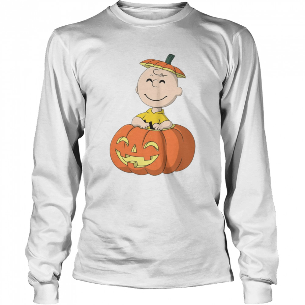 Pumpkin Patch Charlie Brown Funny Vintage Charlie Brown Halloween  Long Sleeved T-shirt