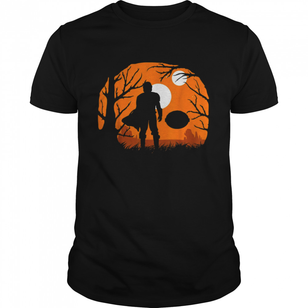 The Mandalorian Halloween Moons Silhouette Star Wars Halloween T- Classic Men's T-shirt