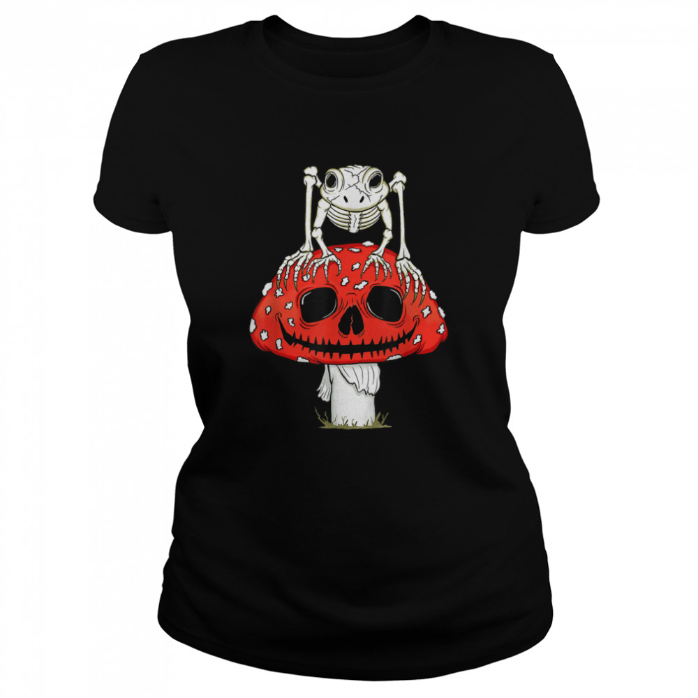 Cottagecore Skeleton Frog Skull Mushroom Goth Halloween T- Classic Women's T-shirt