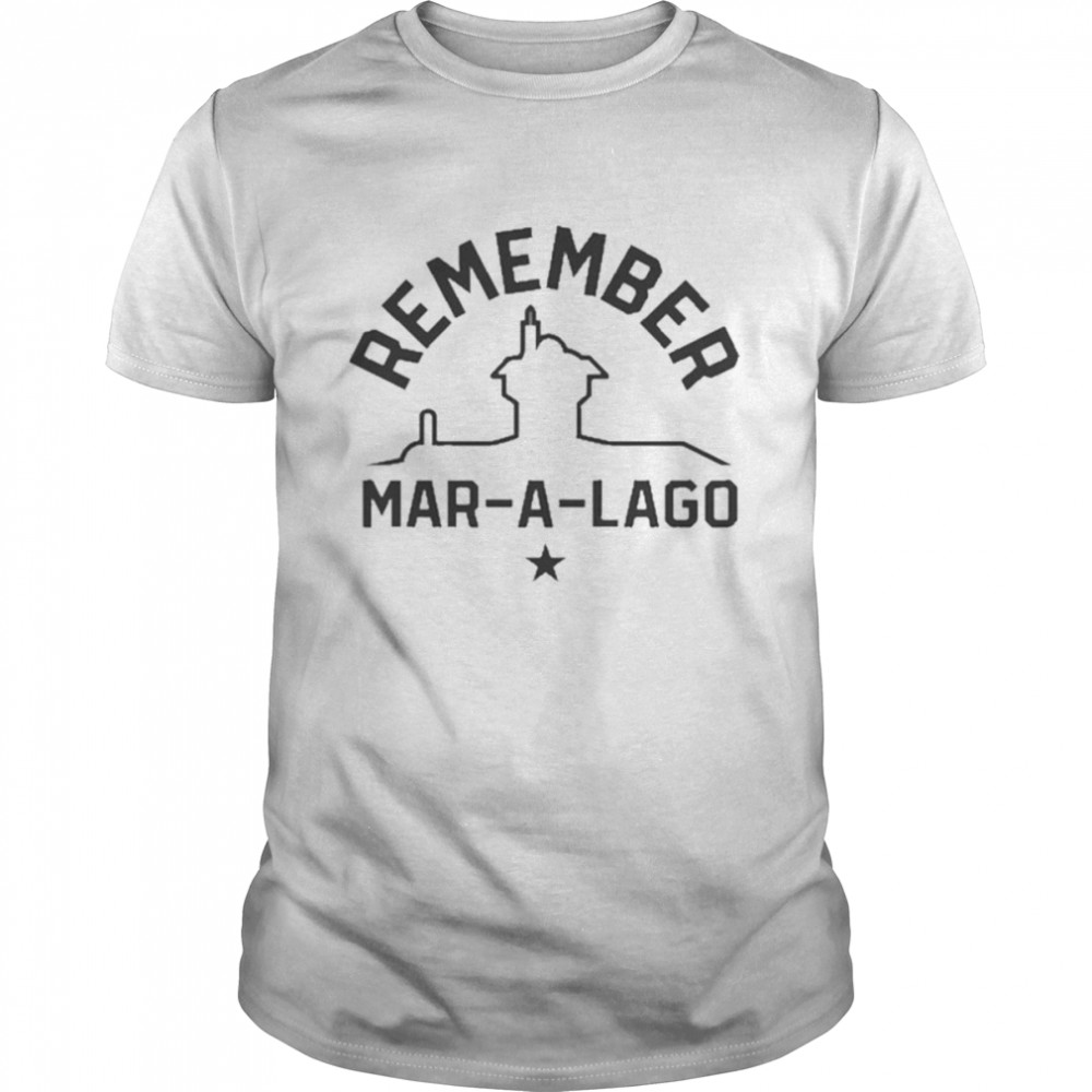 Remember Mar-A-Lago 2022  Classic Men's T-shirt