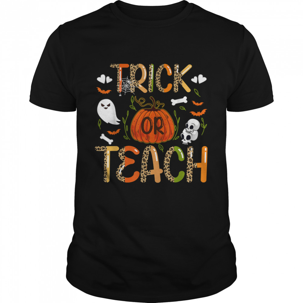 Trick Or Teach Funny Teacher Halloween Costume 2022 T- Classic Men's T-shirt