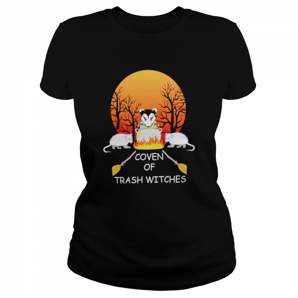 Opossum coven of trash witches Halloween shirt Classic Women's T-shirt