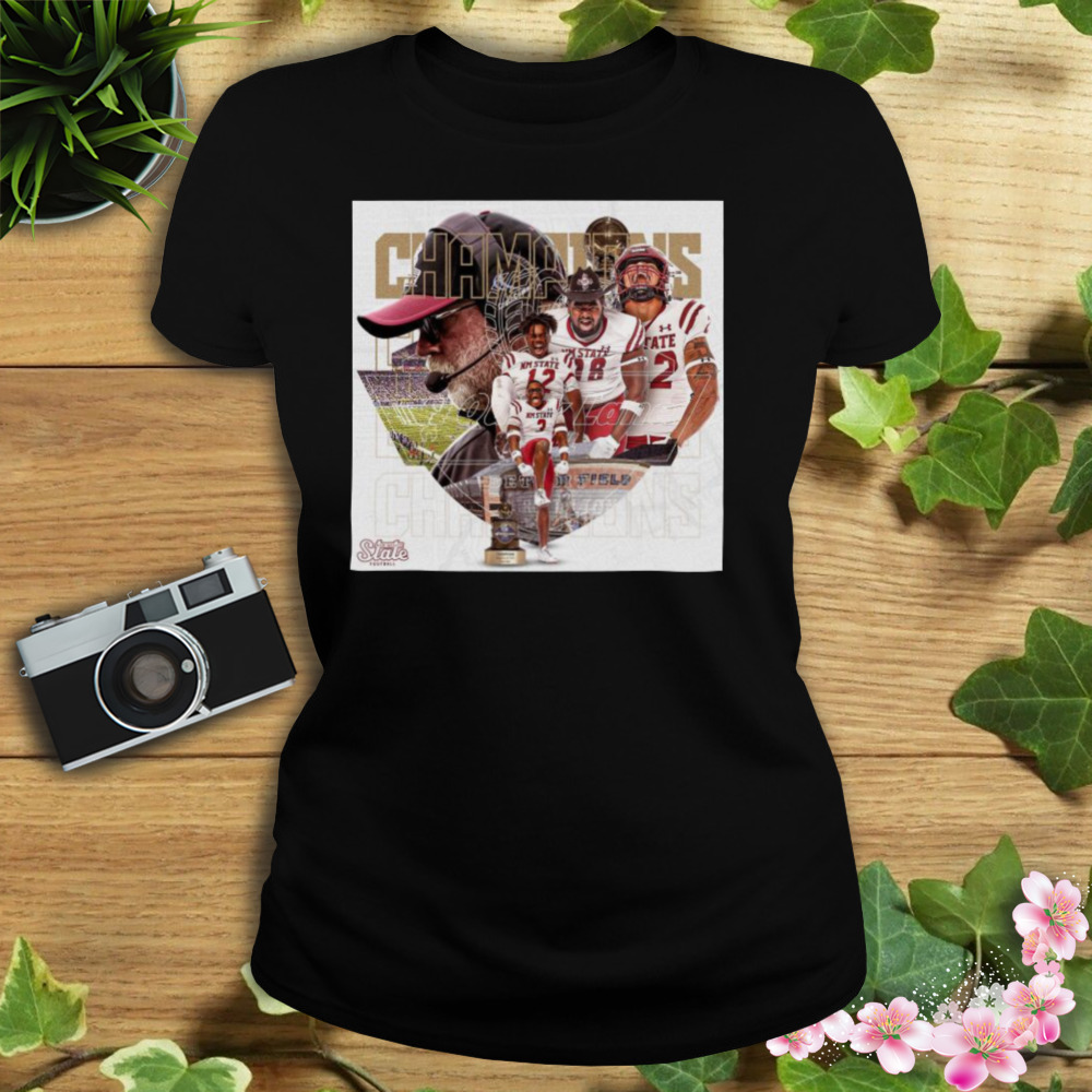 New Mexico State Football Team Quick Lane Bowl Champions 2022 Shirt 2 Women's tshirt
