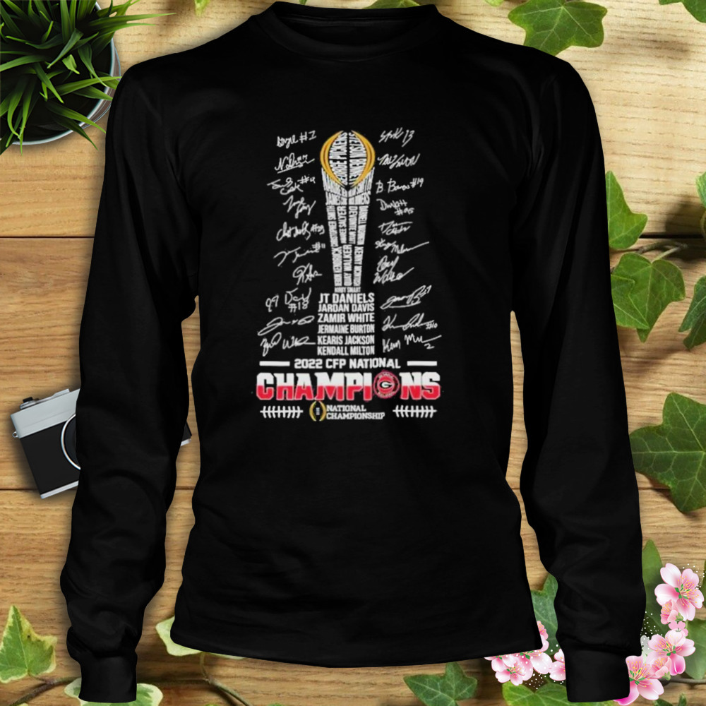 Georgia Bulldogs Team Name 2022 CFP National Champions Signatures Cup Shirt 3 Longsleeve tshirt
