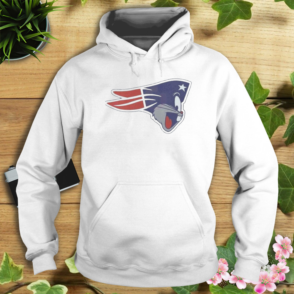 NFL New England Patriots Bugs Bunny Shirt 4 Hoodie shirt