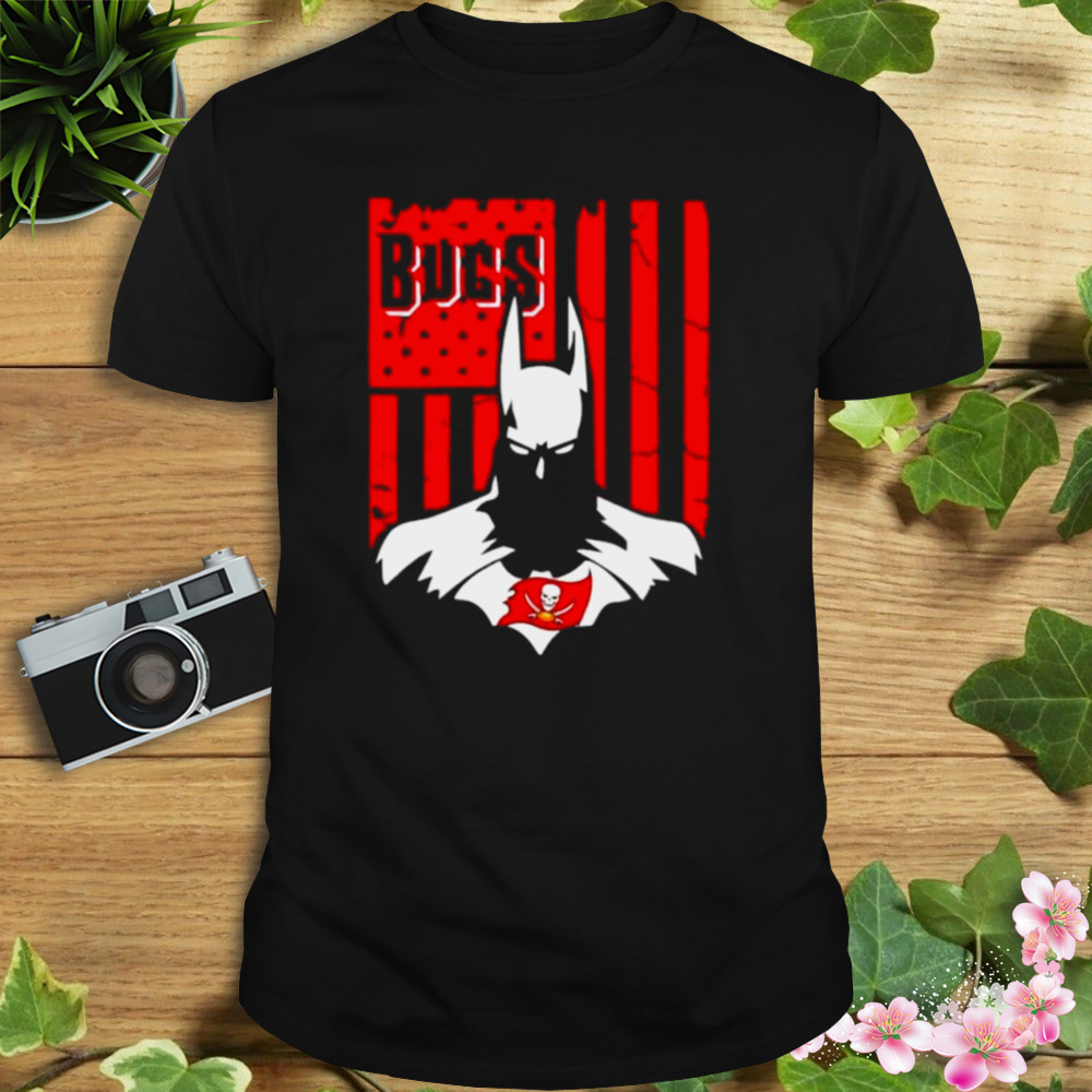 Tampa Bay Buccaneers Batman shirt 1 Unisex tshirt