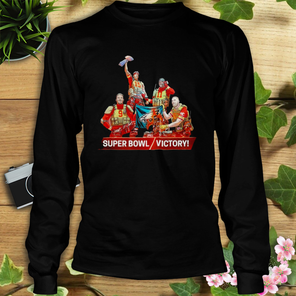 Kansas City Super Bowl Champions 2023 v2 - Kansas City Chiefs - T-Shirt