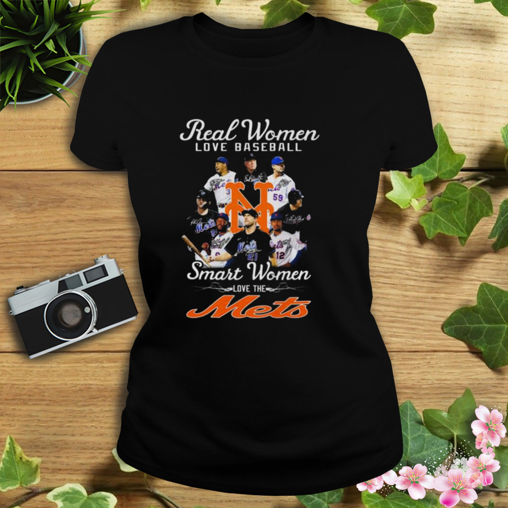 Real Women Love Baseball Smart Women Love The New York Mets 2023 Signatures  Shirt, hoodie, sweater and long sleeve