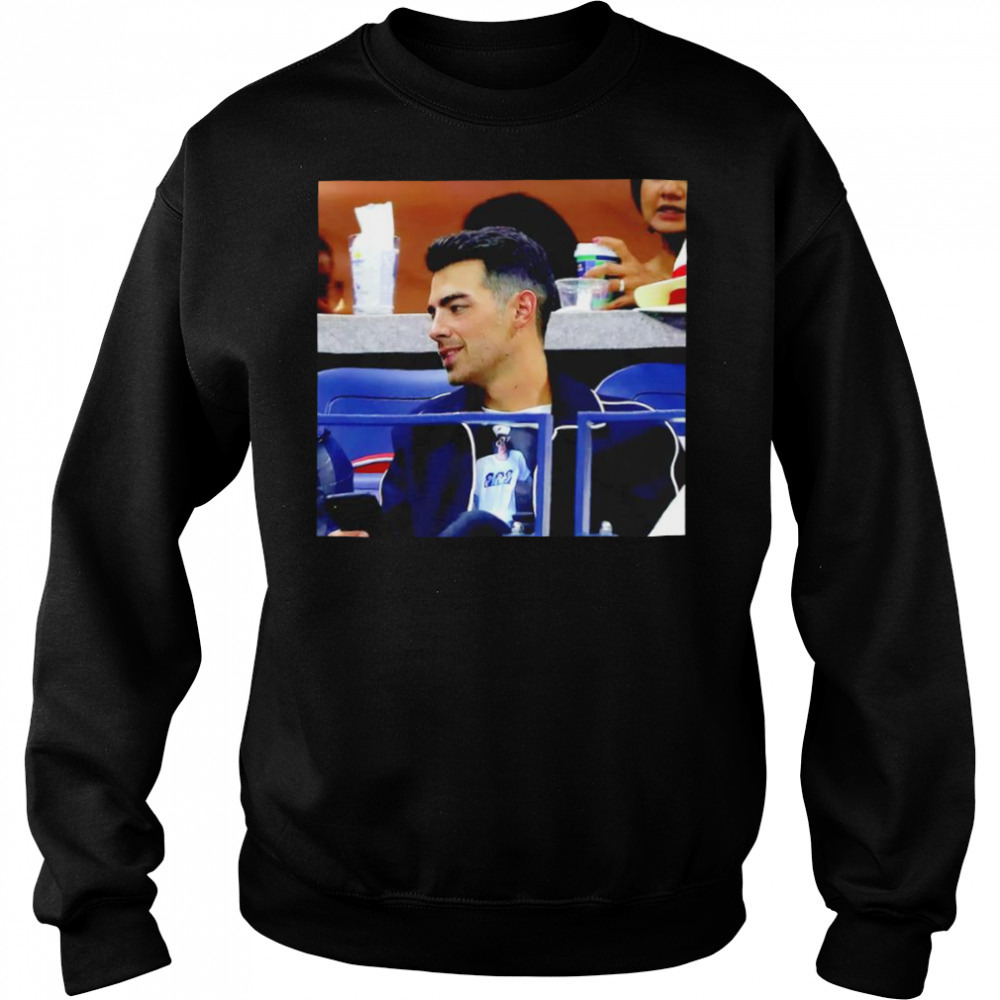 Sweat shirts