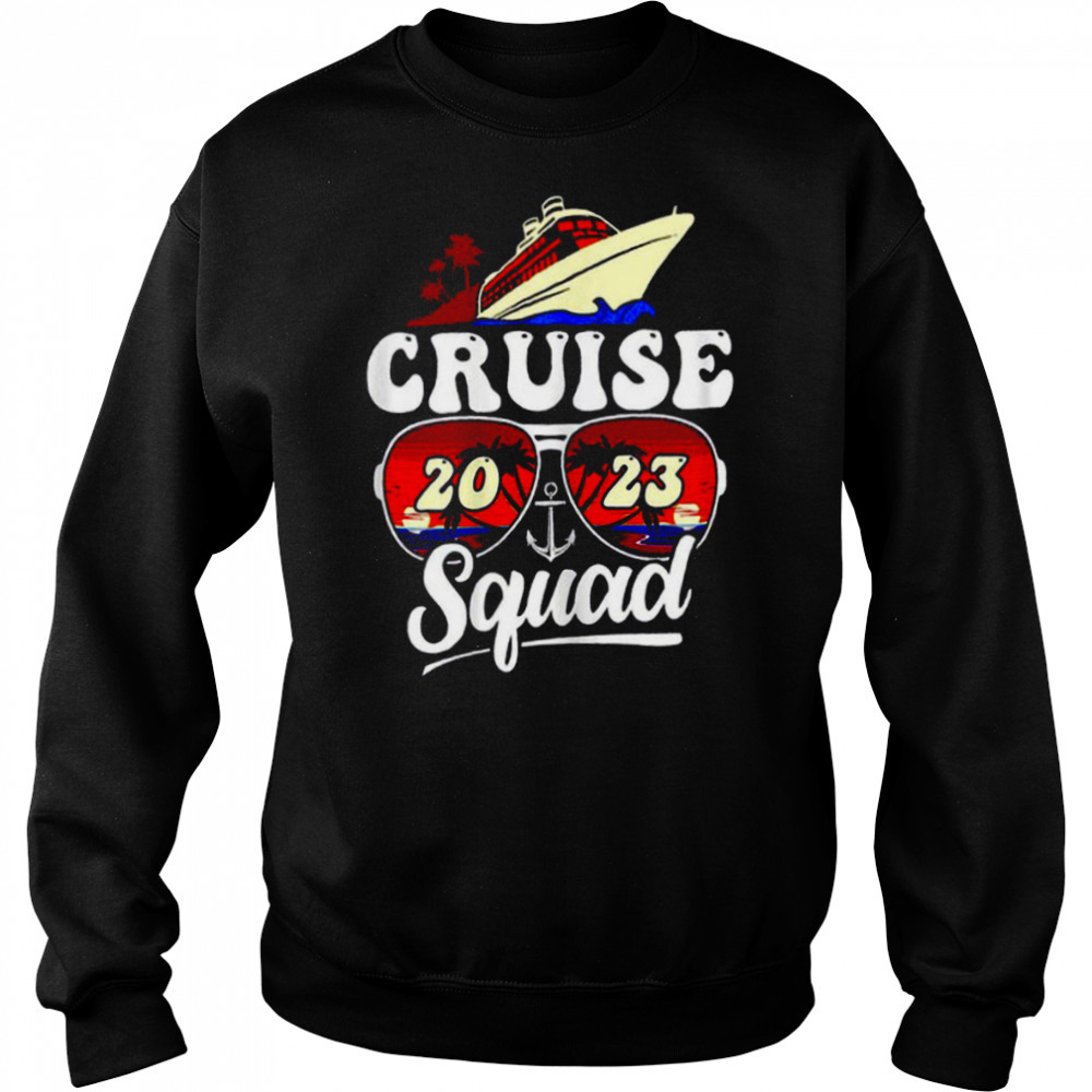 Sweat shirts