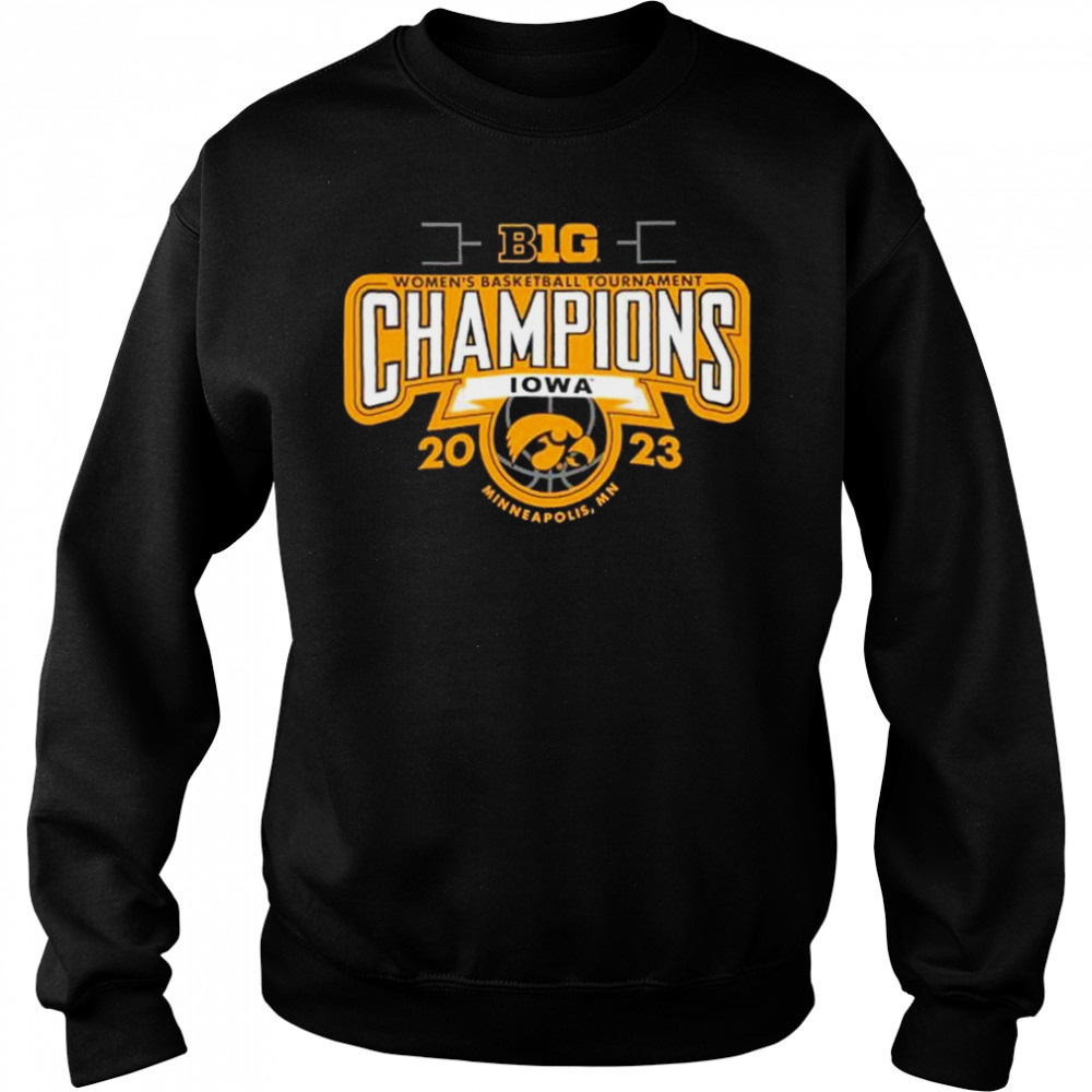 Sweat shirts