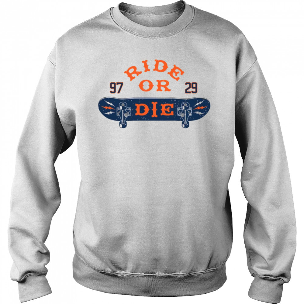 Sweat shirt