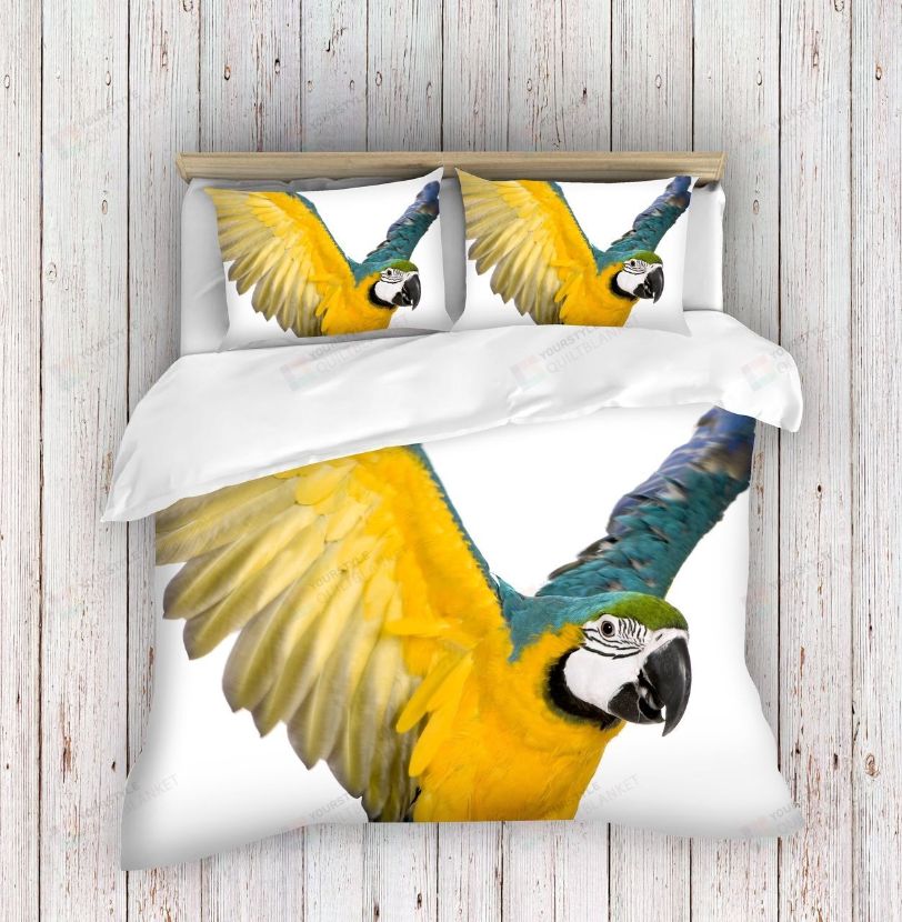 Yellow Parrot Bedding Set