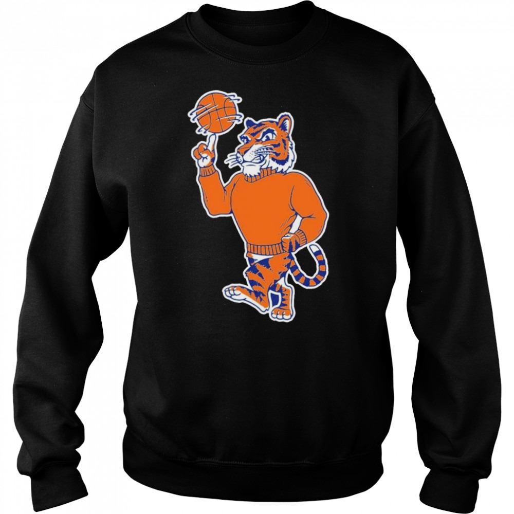 Sweat shirts