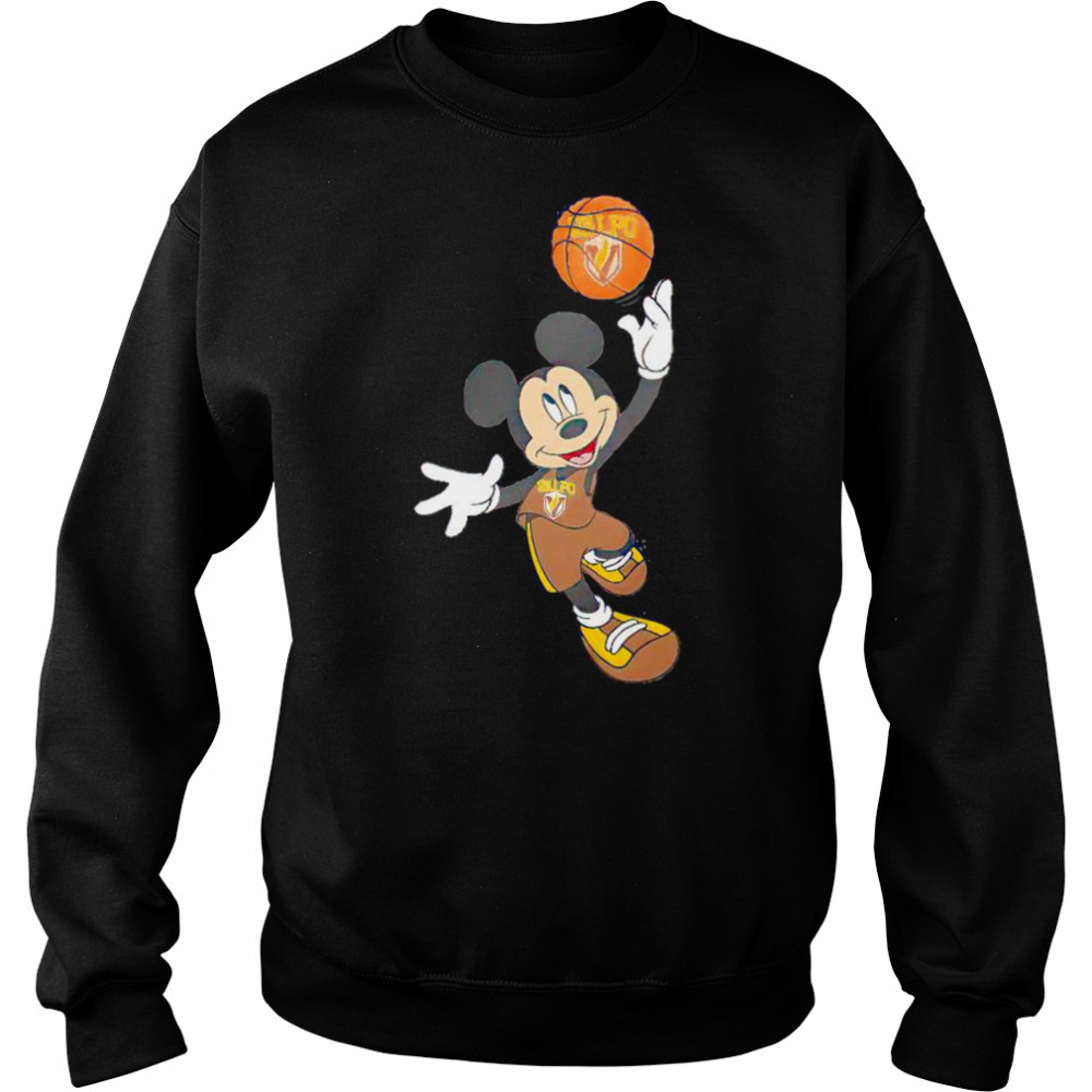 Sweat shirts