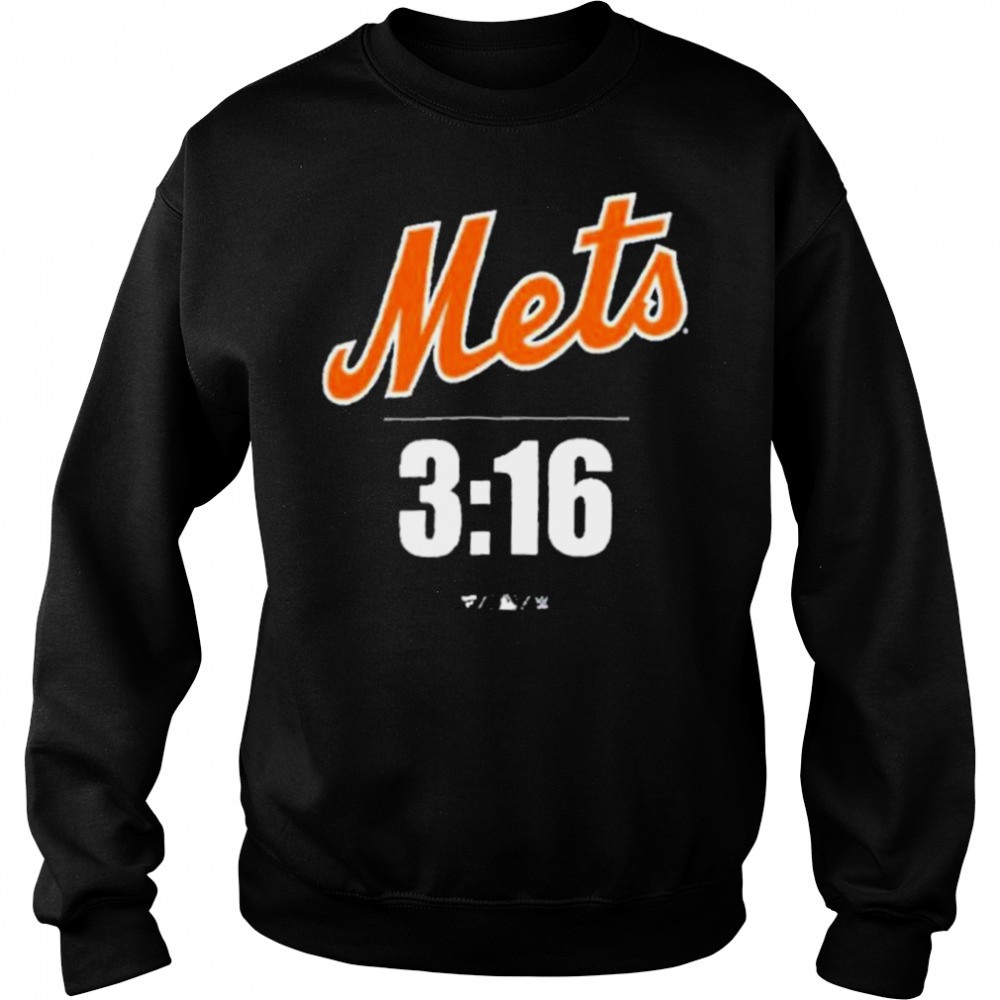 Sweat shirts