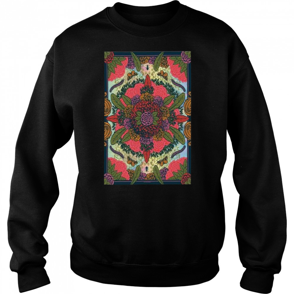 Sweat shirts