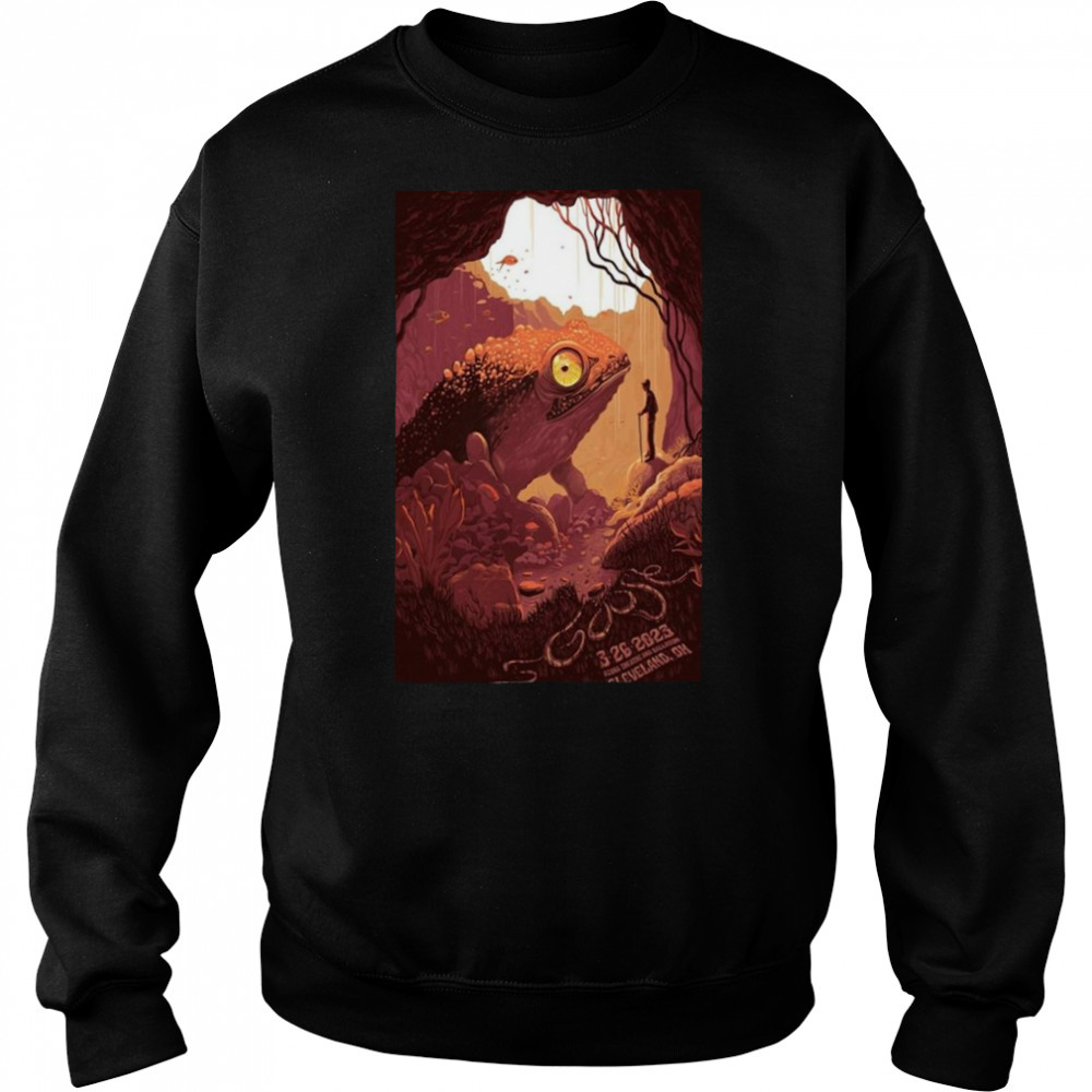 Sweat shirts