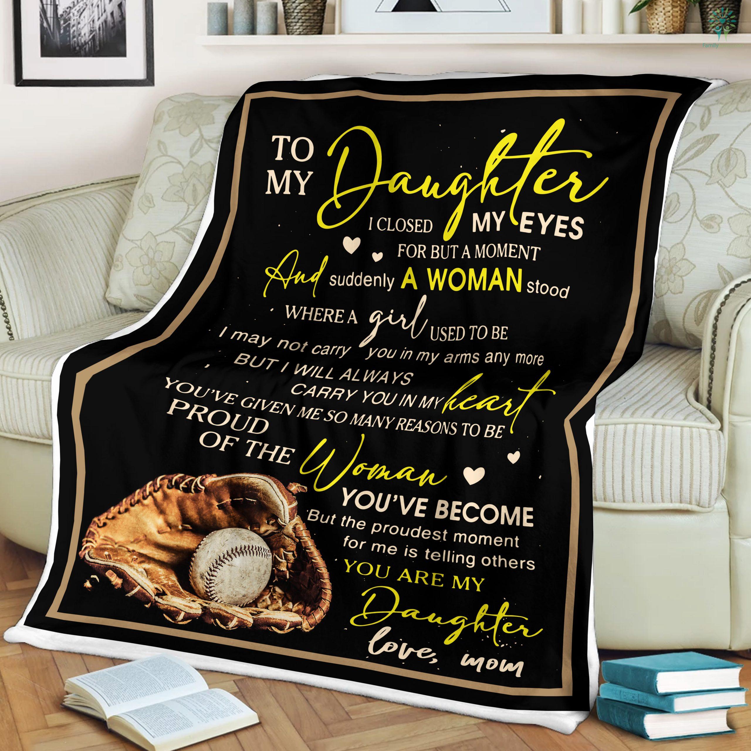 Baseball To My Daughter I Close My Eyes For But A Moment Love Mom Sherpa Fleece Blanket