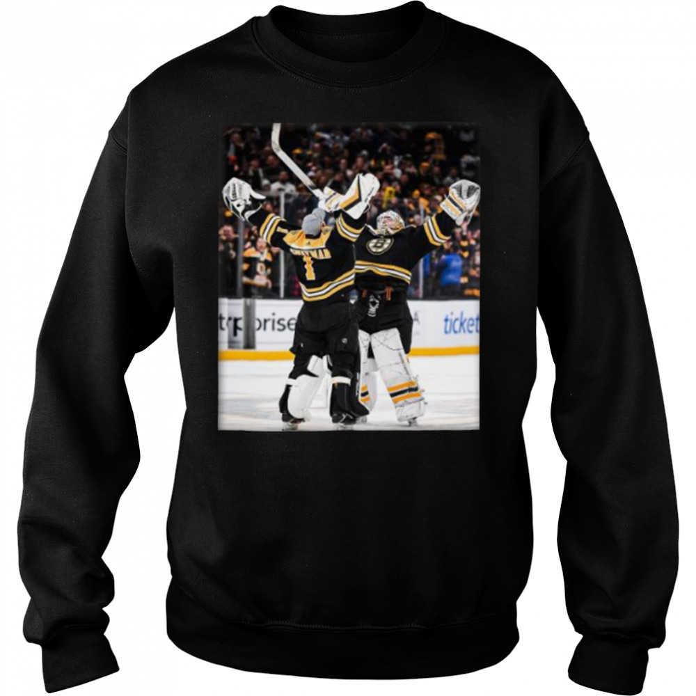 Sweat shirts