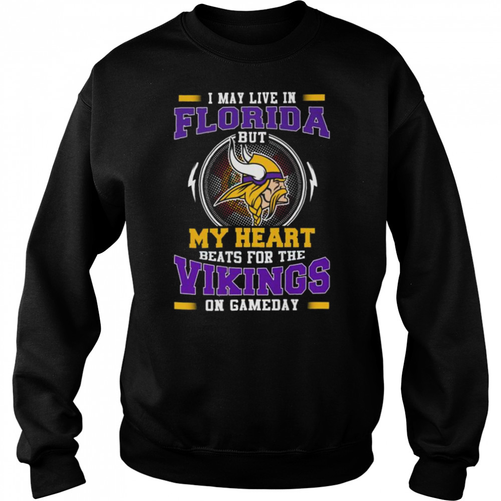 Sweat shirts