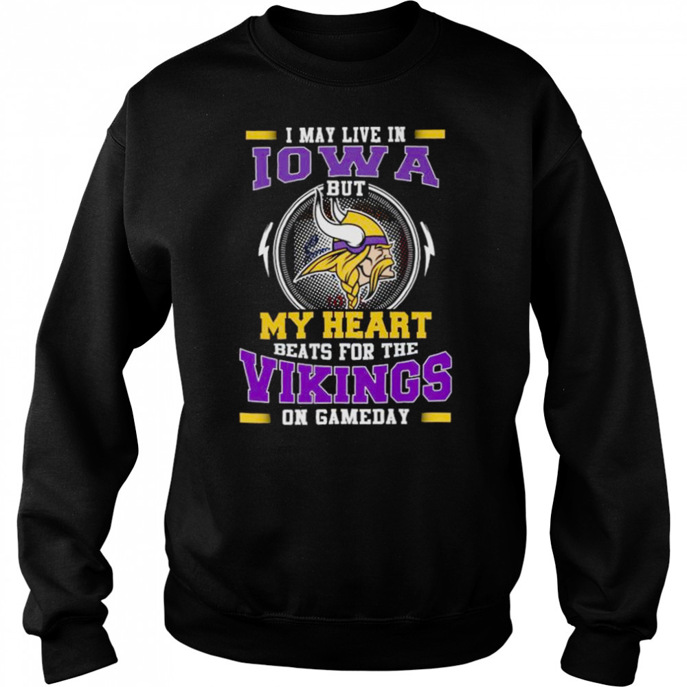Sweat shirts